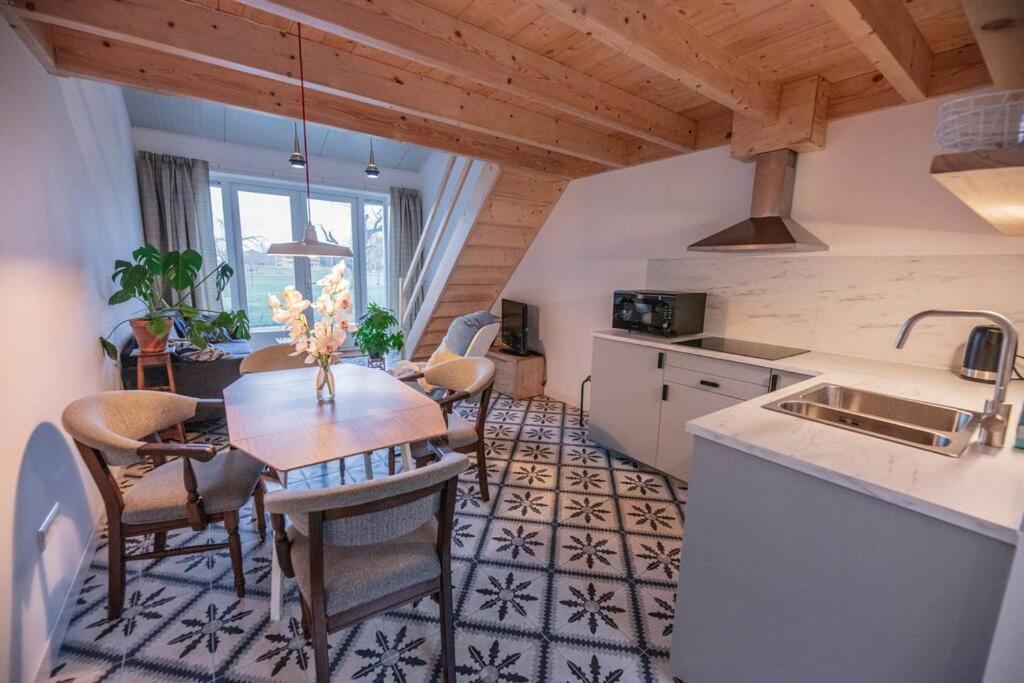 'T Pekelhuis - Vakantiehuisje Op Boerderij Huize Blokland Hem Exterior photo